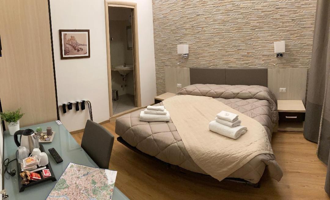 Double Room,1630932779:JPEG