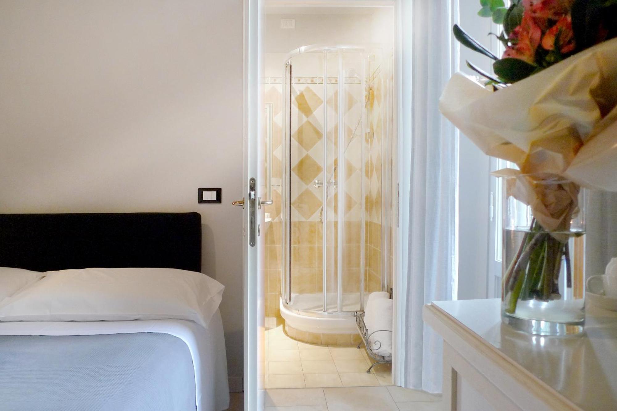 Standard Double Room,1209617584:JPEG