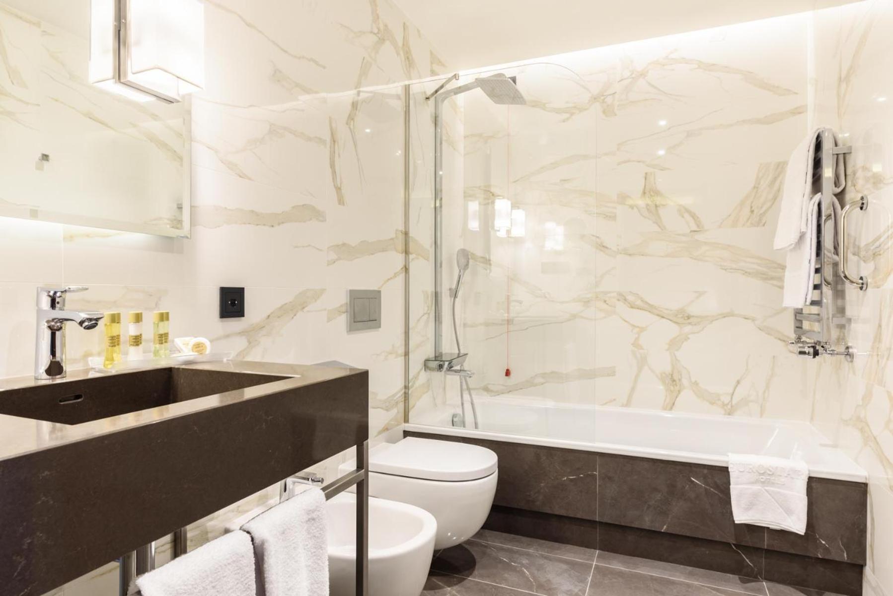 Chambre Deluxe Double ou Lits Jumeaux