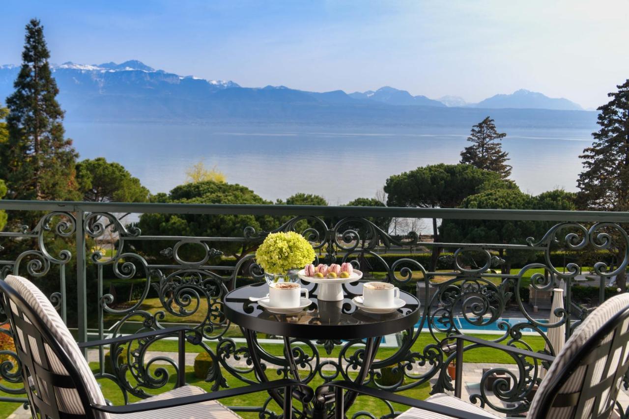 Deluxe Double Room with Lake View