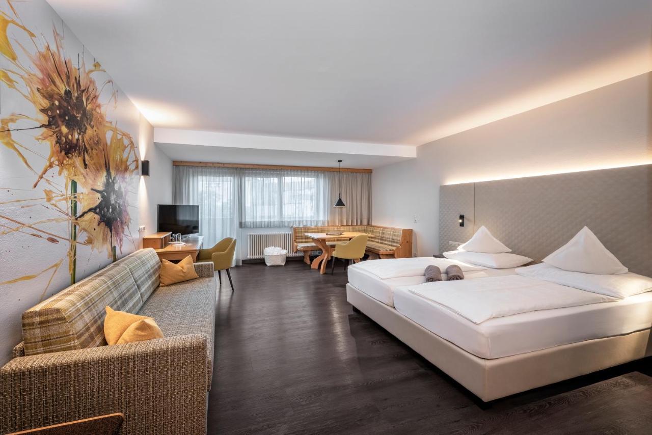 Standard Double Room with Balcony,1722894336:JPEG