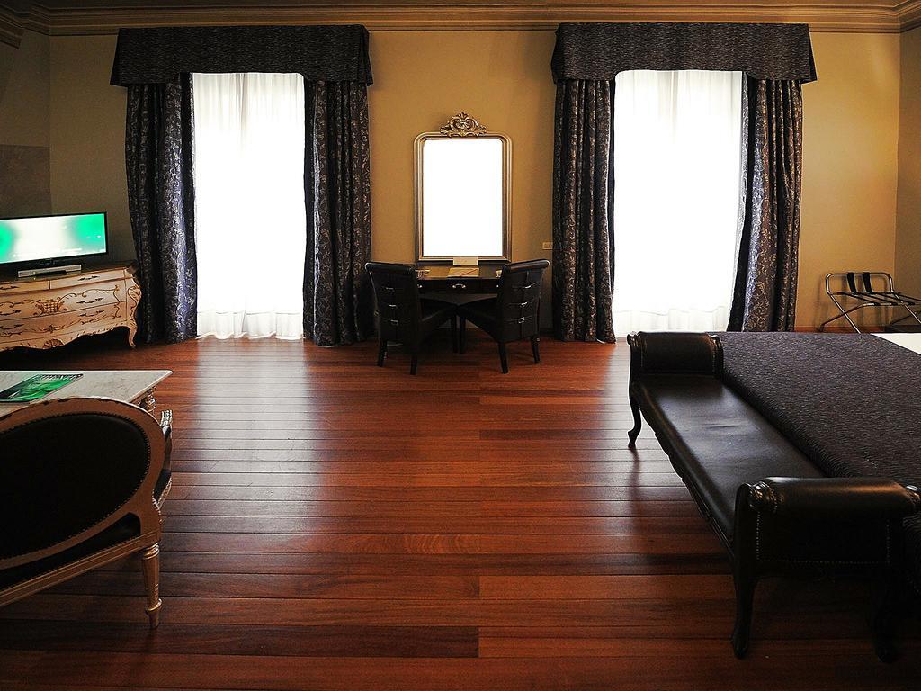 Junior Suite,1274697502:JPEG