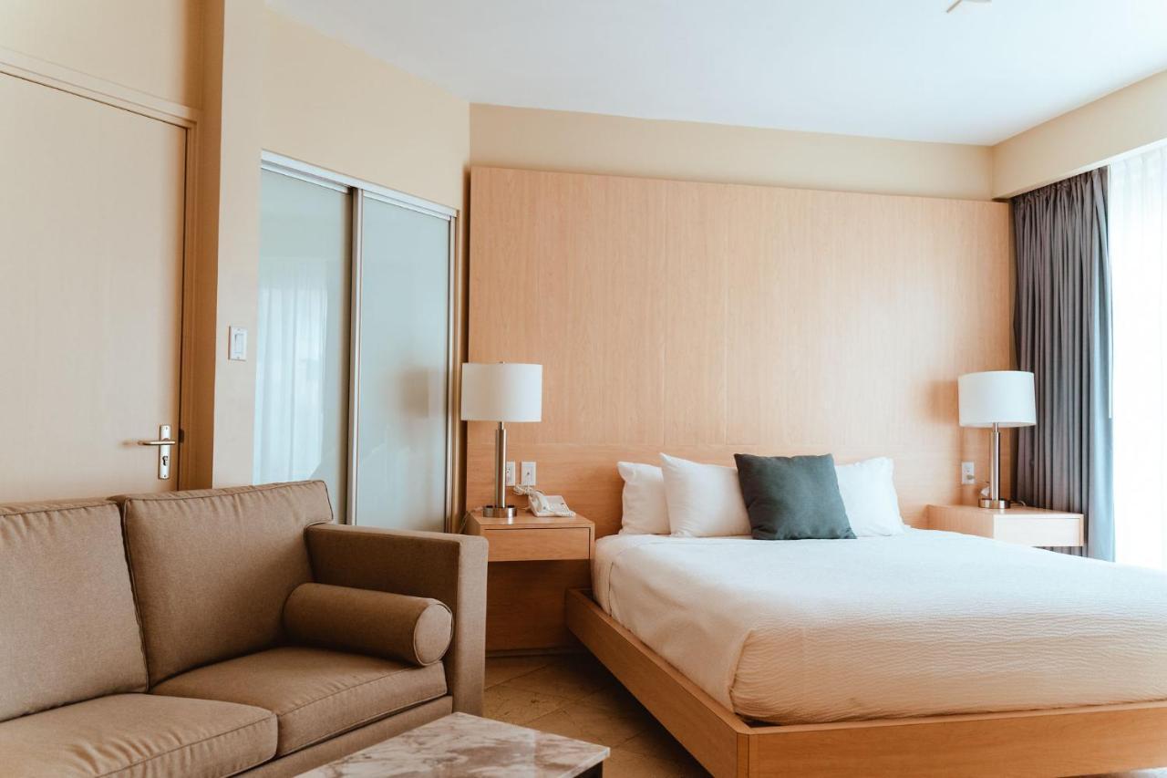 Deluxe Studio Garden View Room