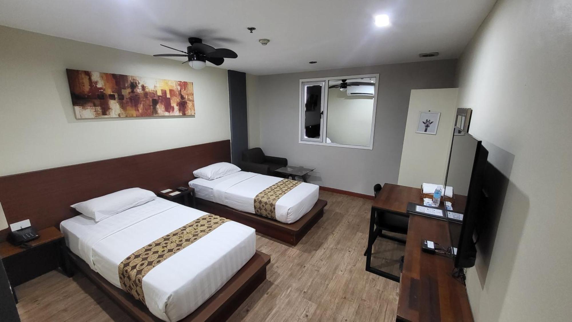 Standard Twin Room,1507348567:JPEG