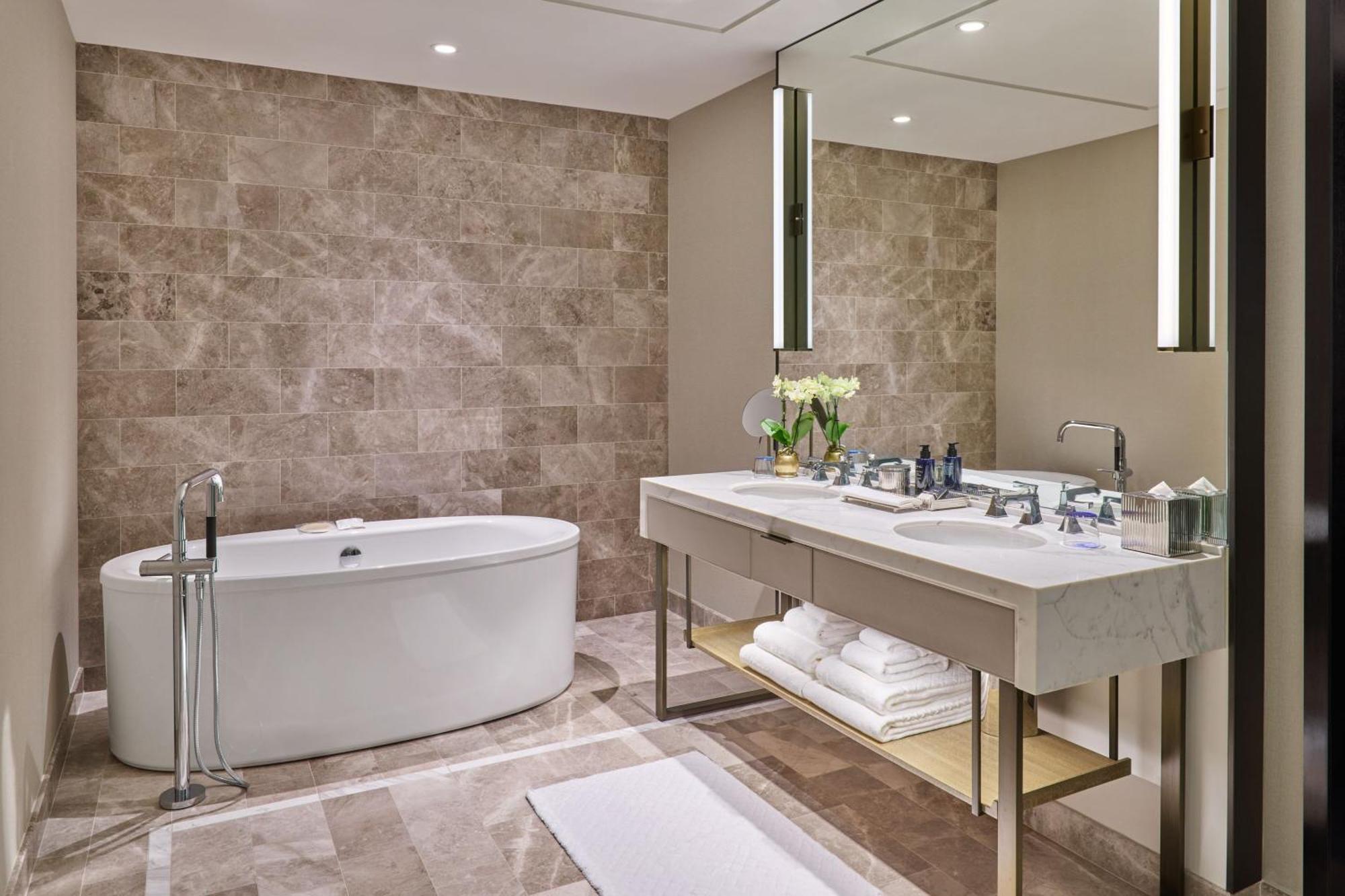 St. Regis Suite,1536647026:JPEG