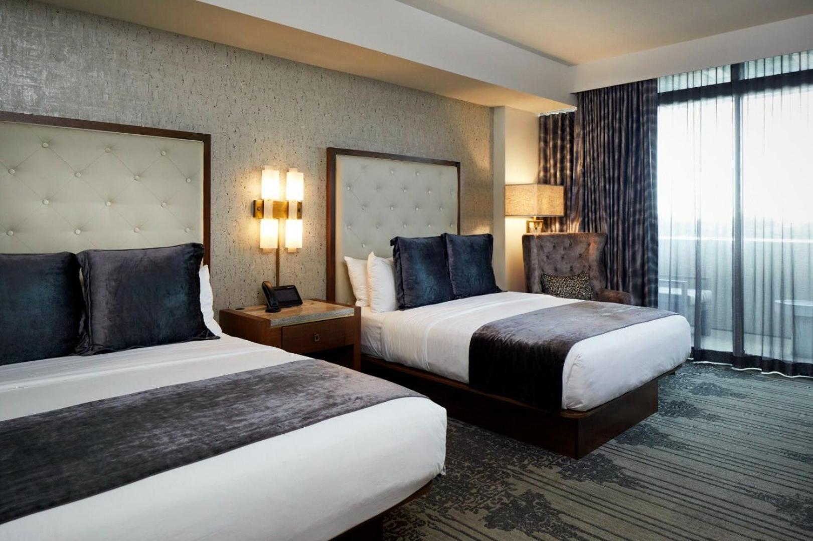 Deluxe Double Queen beds with Balcony ADA
