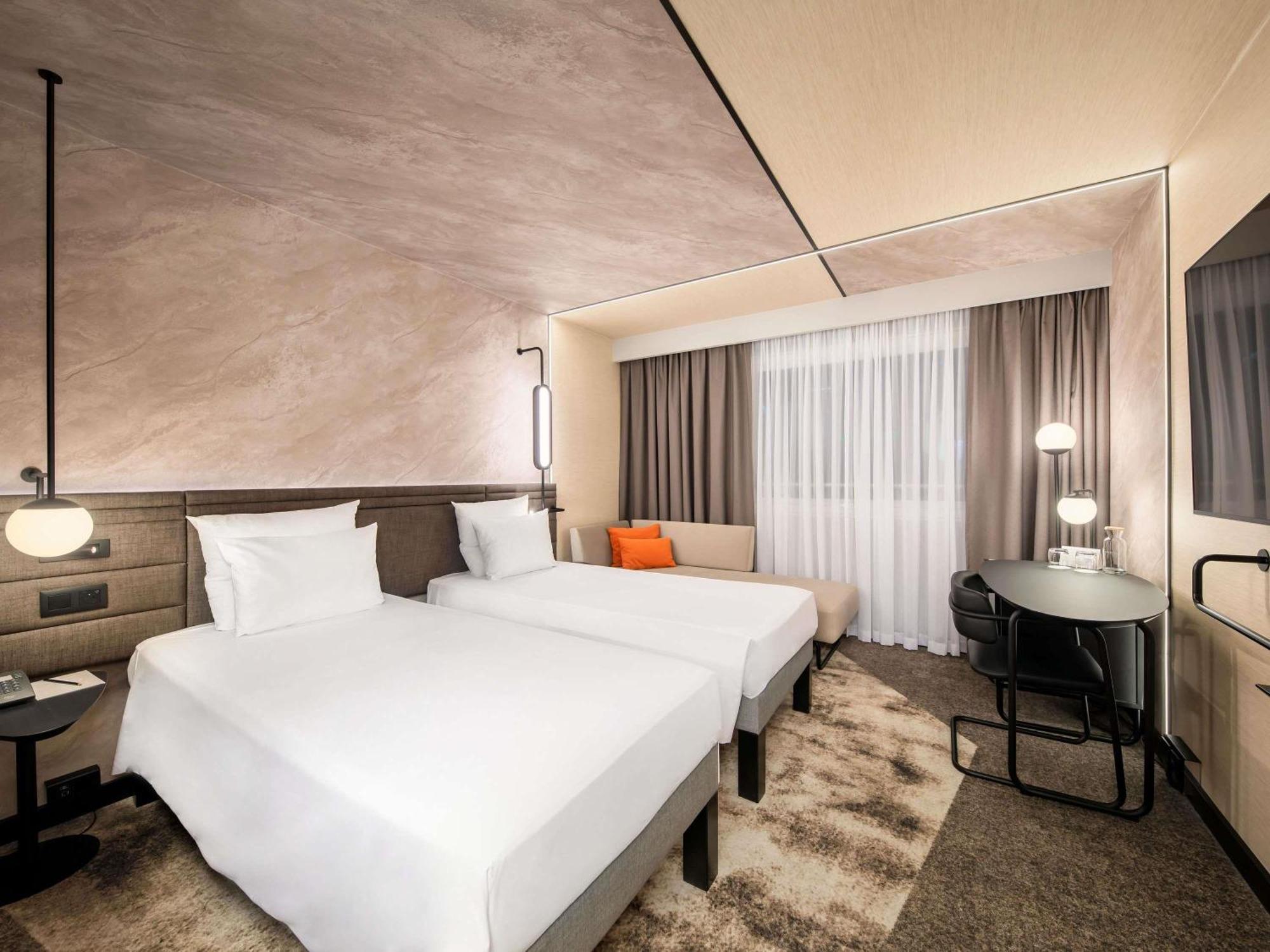 Standard Twin Room,1716983682:JPEG