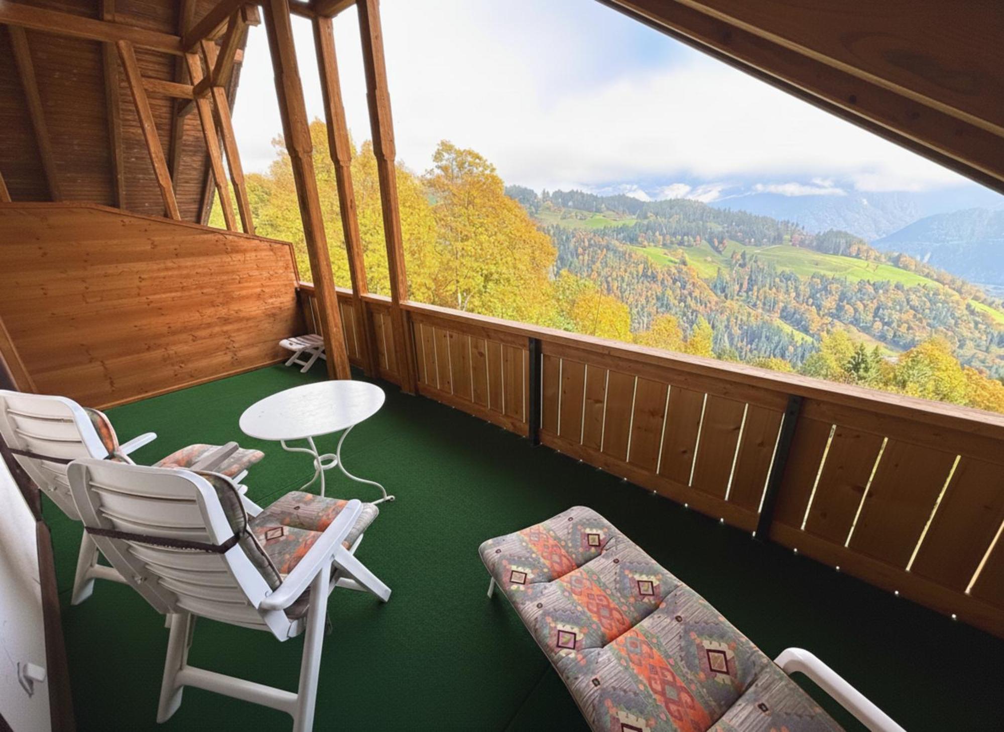 Junior Suite with Mountain View,1718602629:JPEG