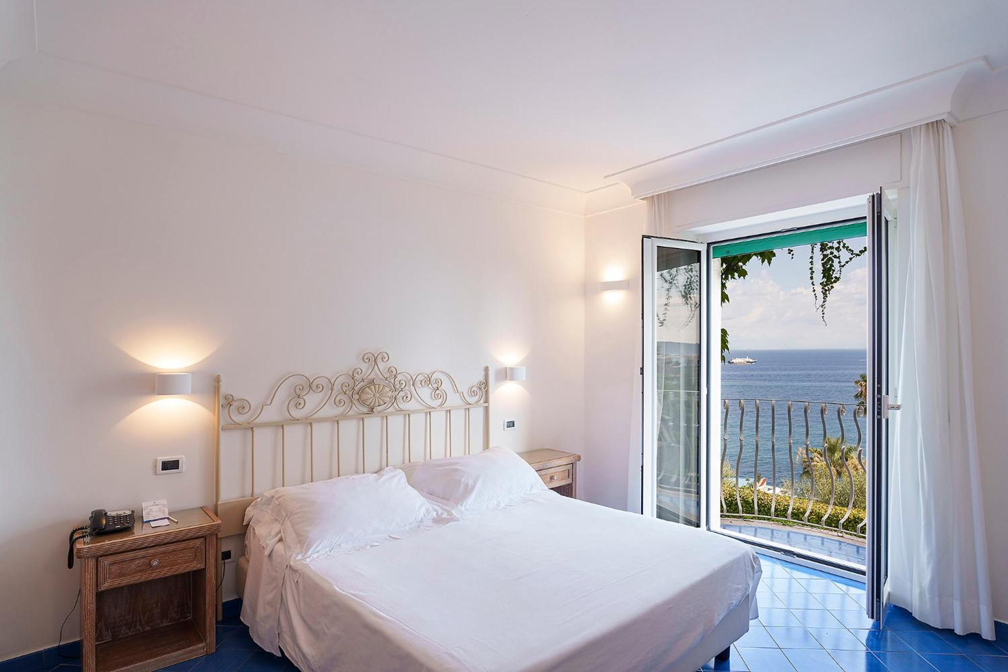 Double or Twin Room Sea View,1742610288:JPEG