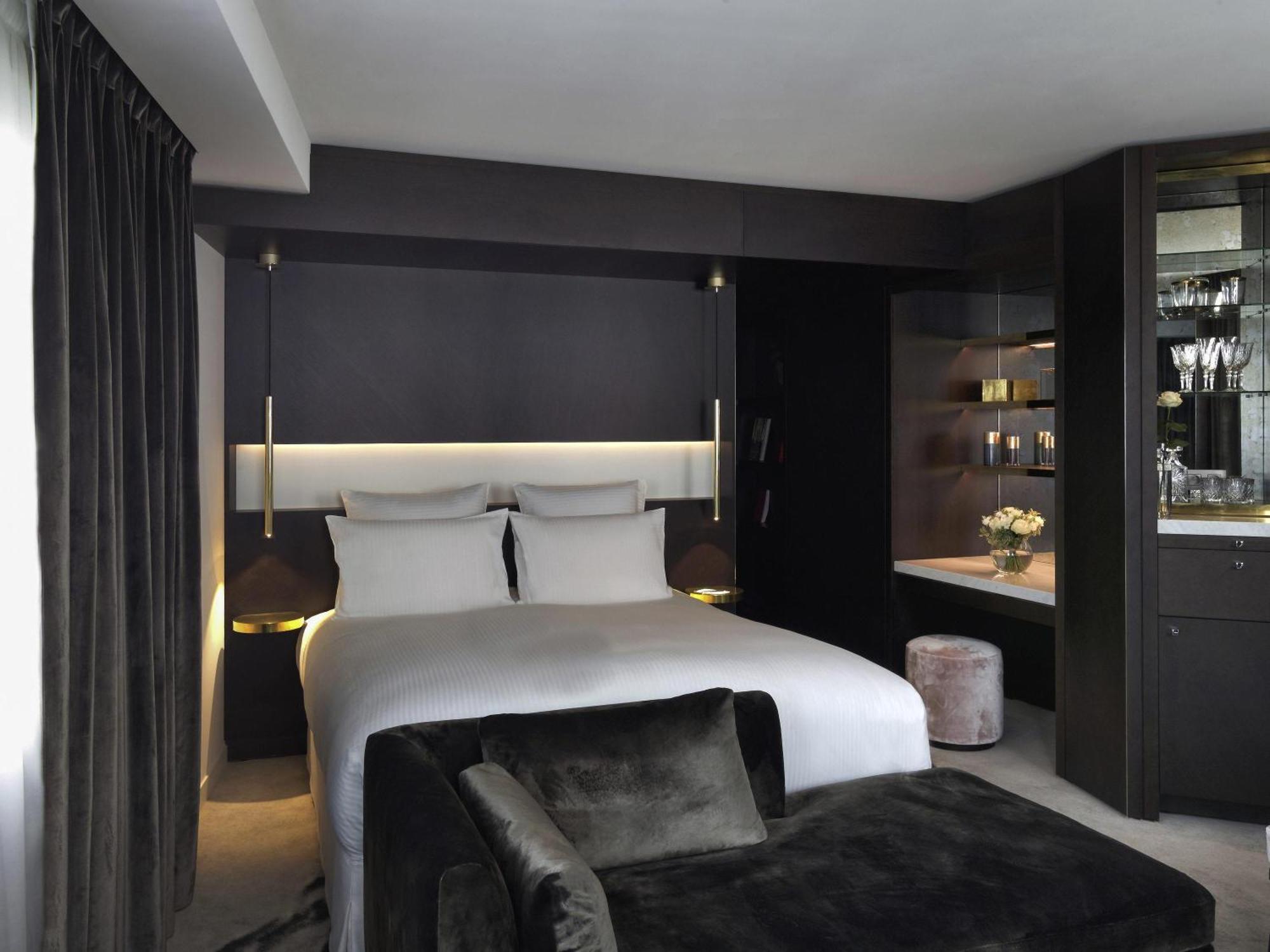 Suite Signature
