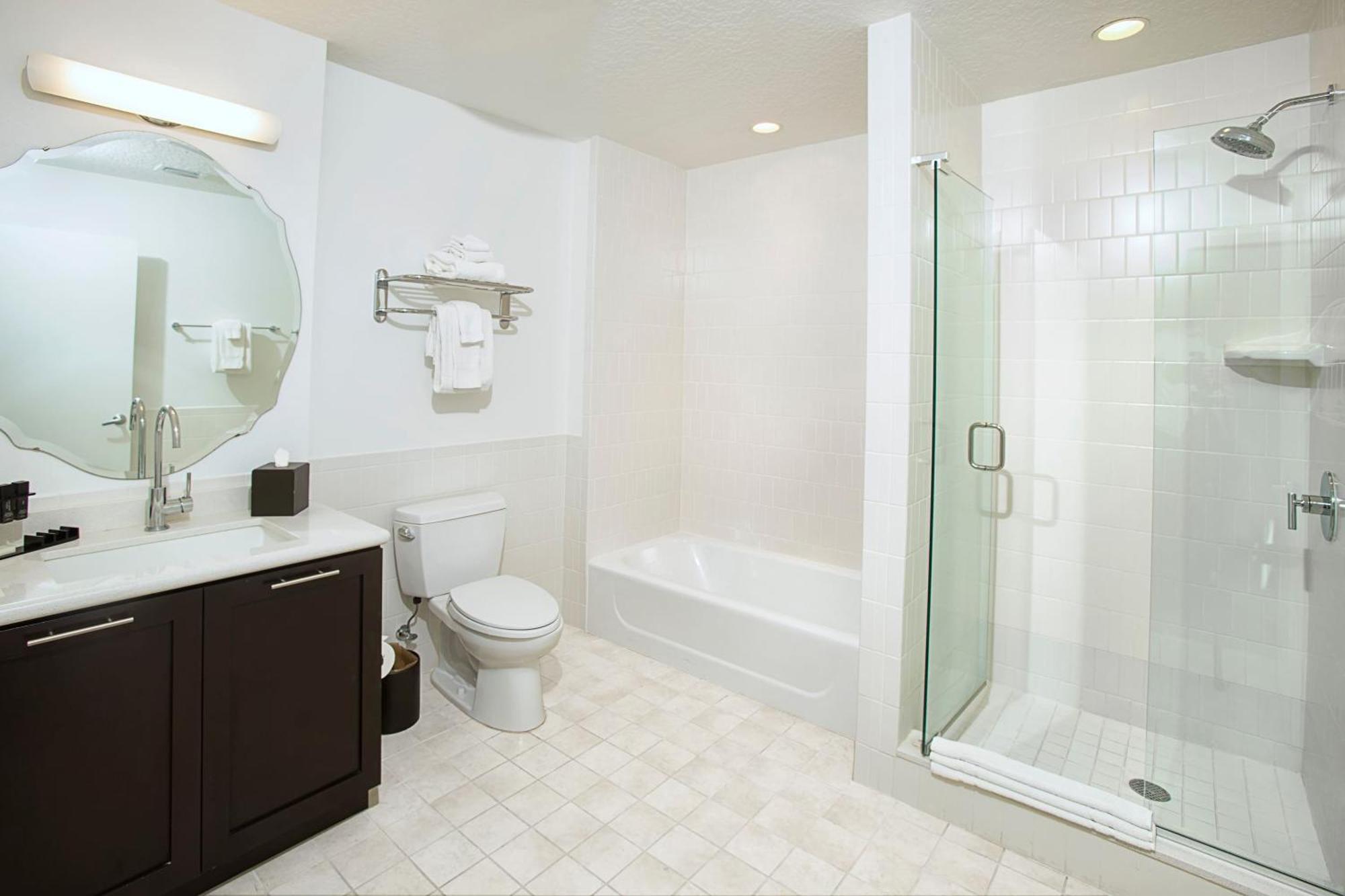 One Bedroom Suite with 2 Queen Bed,1765840823:JPEG