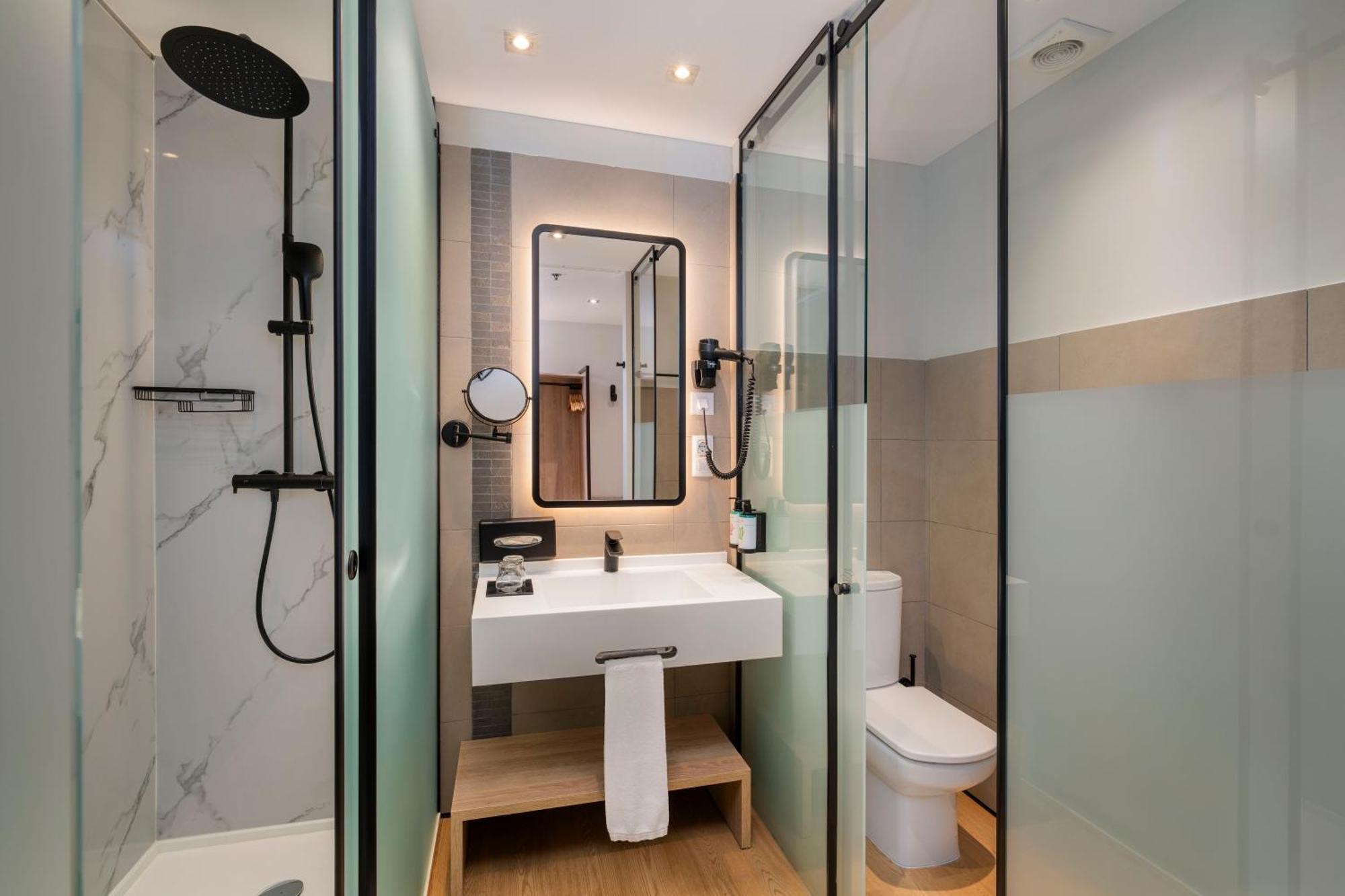 Grande Chambre Simple