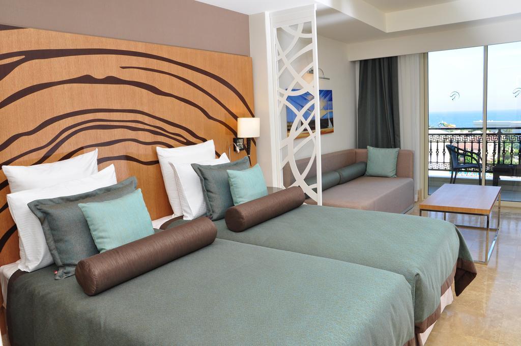 Standard Double or Twin Room Sea View