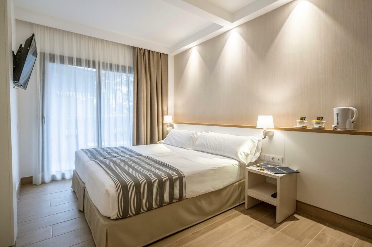 Chambre Double Standard (2 Adultes)