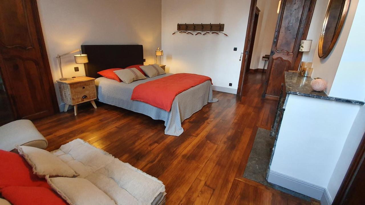 Chambre Deluxe (2 Adultes + 1 Enfant)
