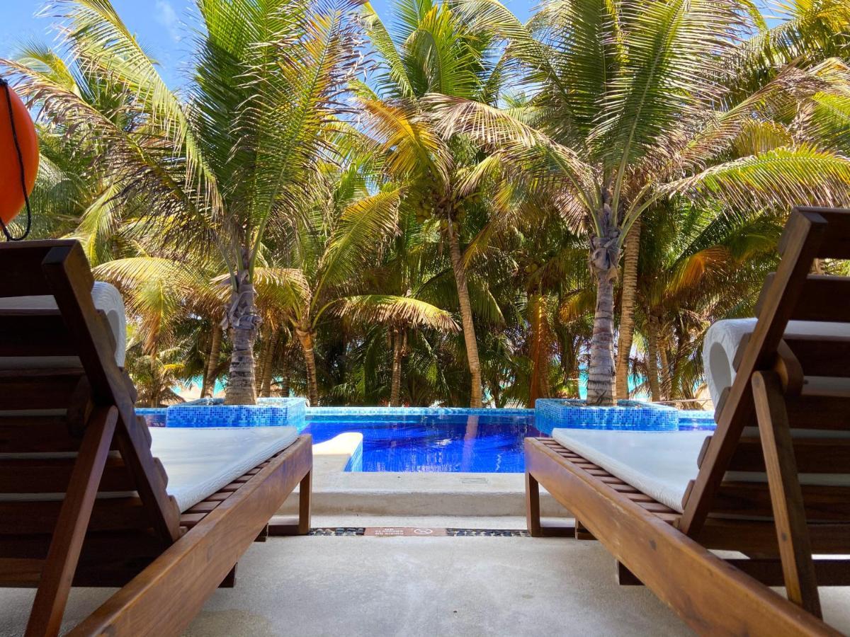 Deluxe Swim up Ocean view