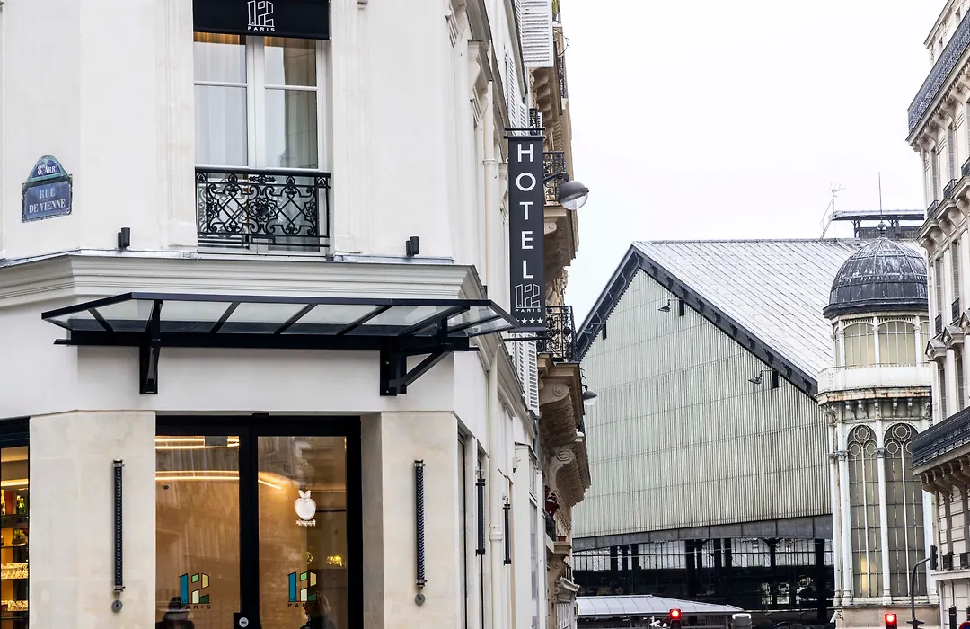 Le 12 Hôtel-1