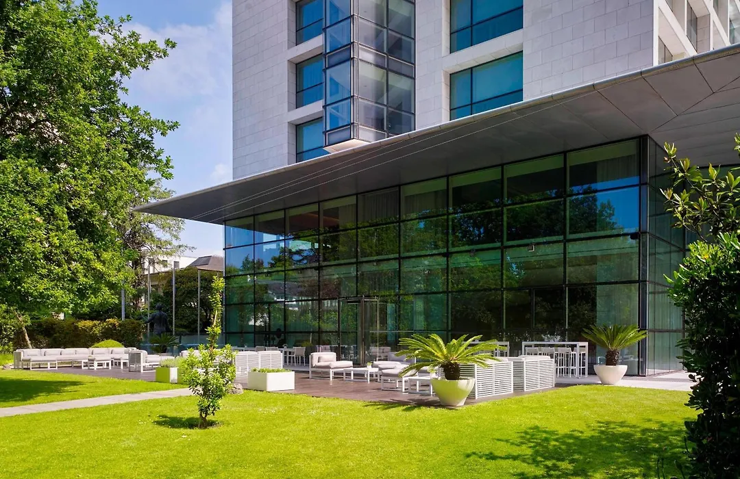 Sheraton Porto Hotel & Spa-1