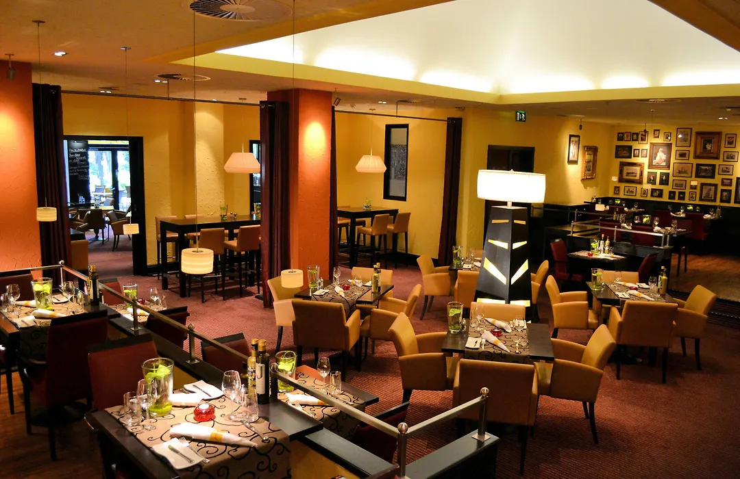Courtyard By Marriott Duesseldorf Seestern-1