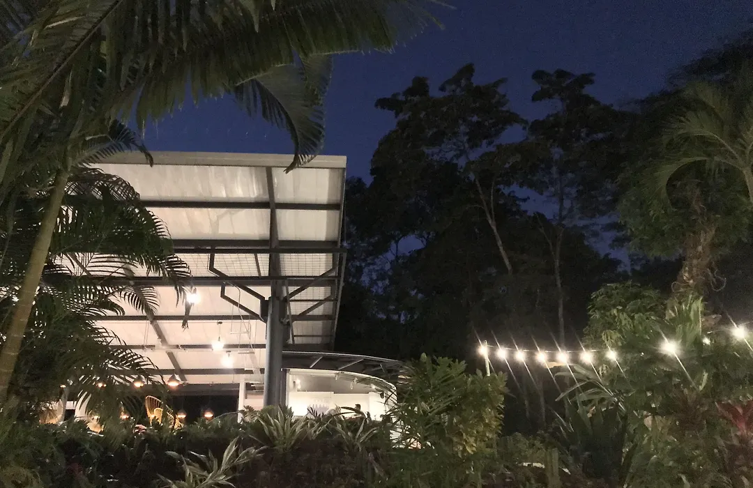 Hotel Nya-1