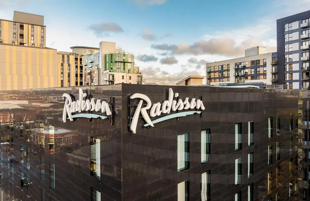 Radisson Hotel Manchester City Centre, A Verified Net Zero Hotel-1