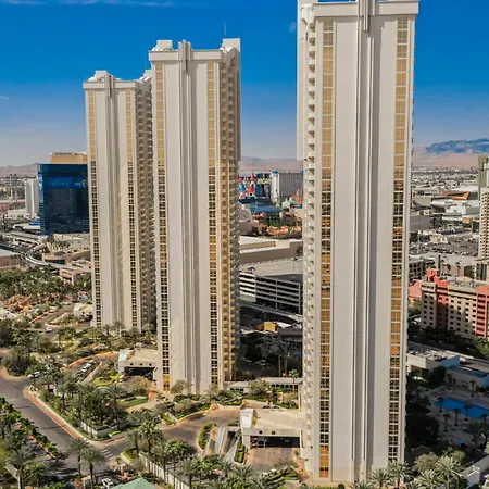 Stripviewsuites At Signature-3