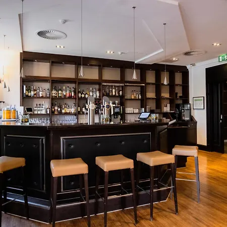 Courtyard By Marriott Duesseldorf Seestern-3