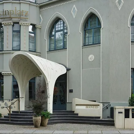 Roomers Berlin Steinplatz, Autograph Collection-2