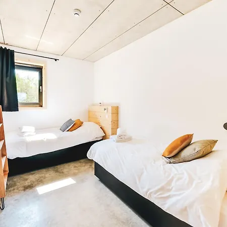 Daft Hotel & Glamping-3