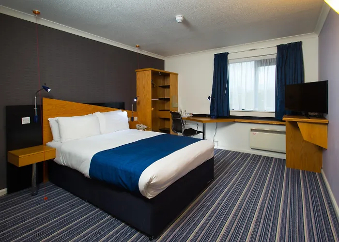 Holiday Inn Express Manchester East By Ihg