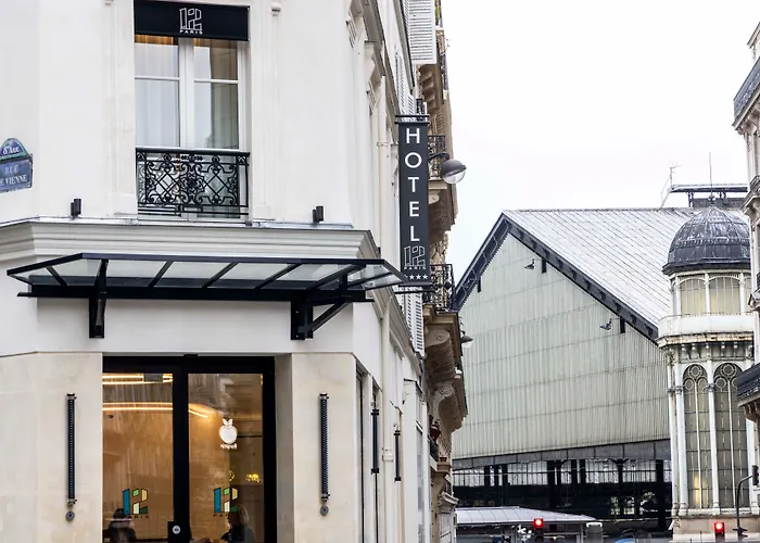 Le 12 Hôtel