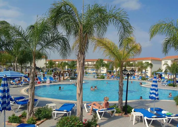 Tsokkos Paradise Holiday Village