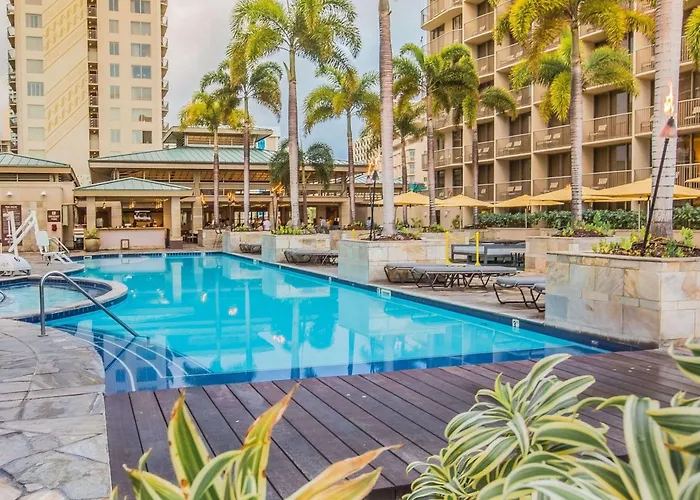 Embassy Suites By Hilton Waikiki Beach Walk