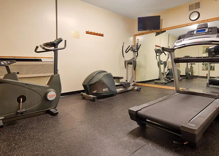 Best Western Plaza Hotel Saugatuck