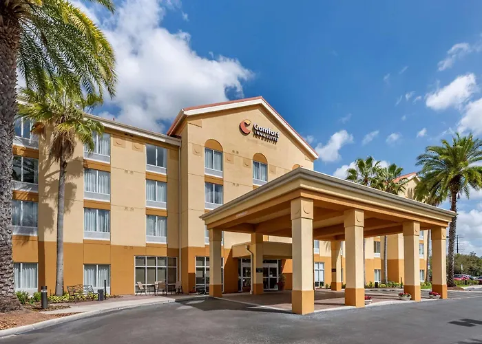 Comfort Inn & Suites Orlando North