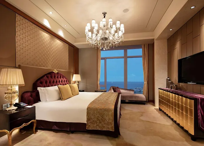 Hilton Dalian