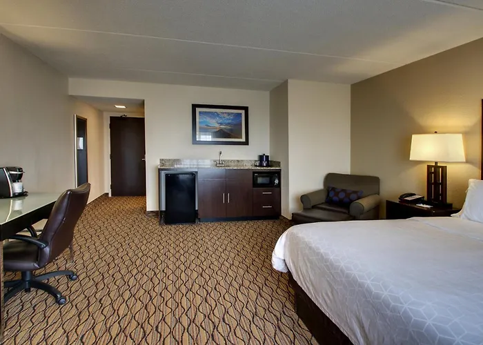 Holiday Inn Express Baltimore BWI Airport West By Ihg