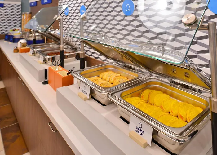Holiday Inn Express Baltimore BWI Airport West By Ihg