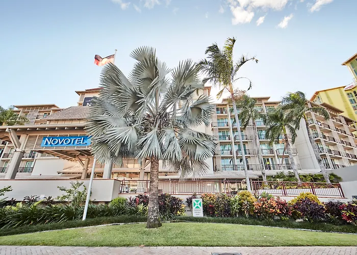 Novotel Cairns Oasis Resort
