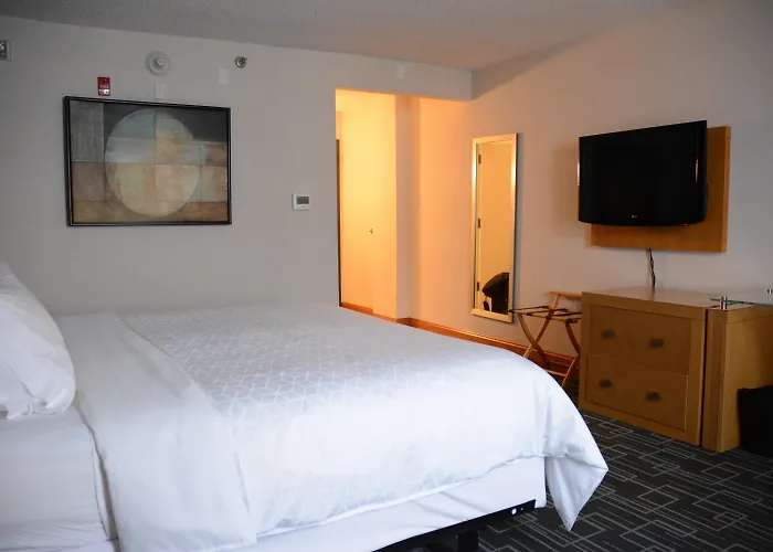 Holiday Inn Express Stamford, An Ihg Hotel