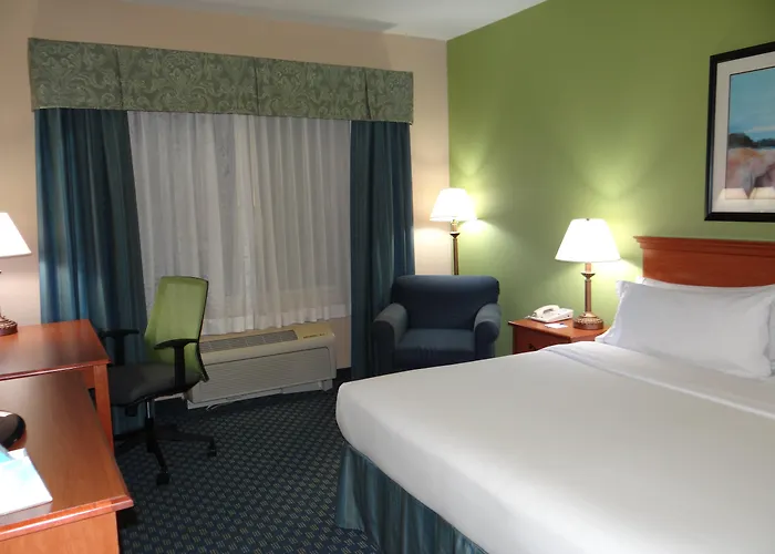 Holiday Inn Express Hotel & Suites Salisbury - Delmar By Ihg