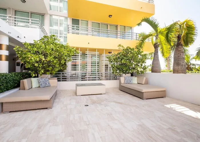 Hilton Bentley Miami South Beach