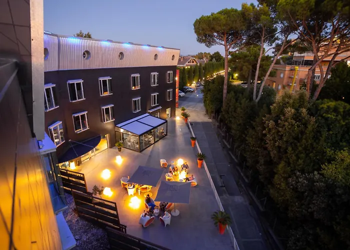Black Hotel Rome