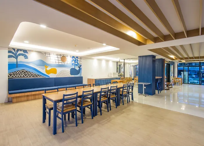 Sleep Whale Hotel