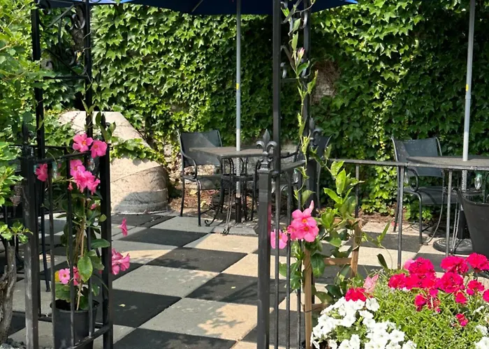 Nicollet Island Inn