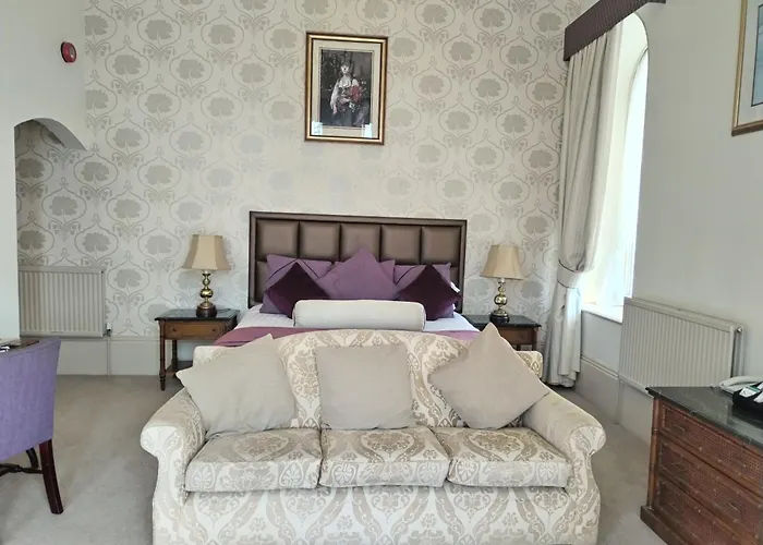 Abbey Sands Hotel