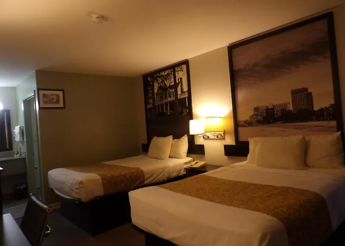 Super 8 By Wyndham Ocean Springs Biloxi