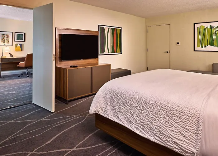 Holiday Inn Express & Suites Charleston Dwtn - Medical Ctr By Ihg