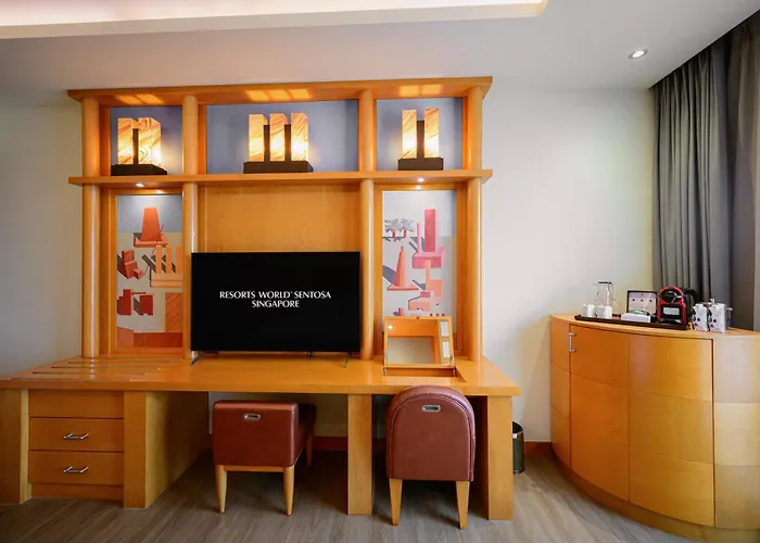 Resorts World Sentosa - Hotel Michael