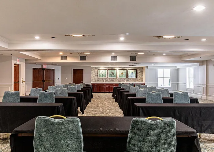 Hampton Inn & Suites Charleston-West Ashley